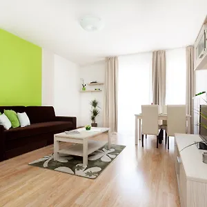 Apartmanhotel Corvin Plaza &
