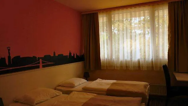 Hotel Pest Inn Budapest