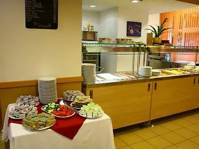***  Hotel Pest Inn Budapest Magyarország