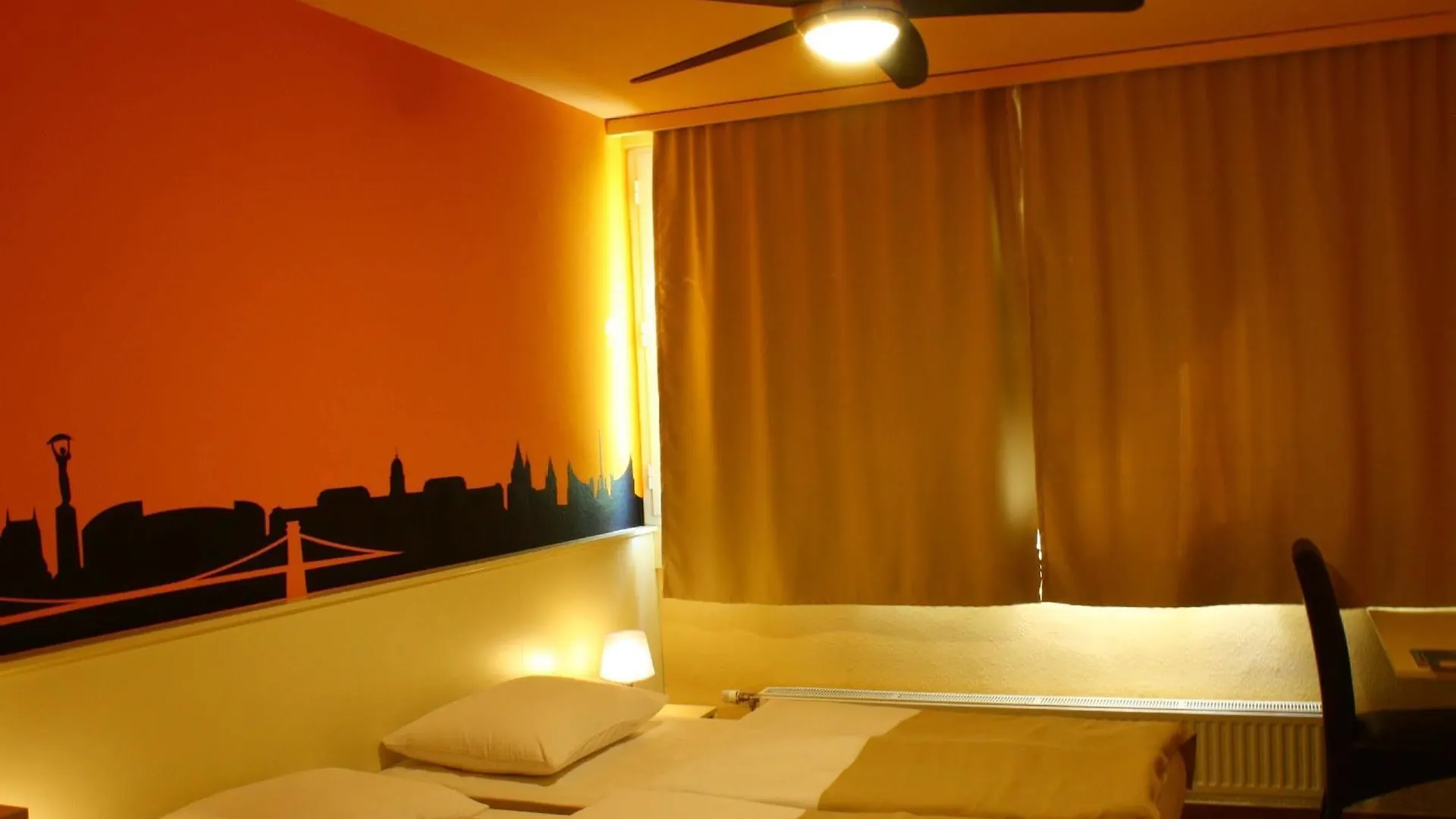 Hotel Pest Inn Budapest