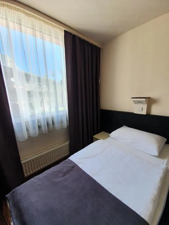 Hotel Pest Inn Budapest